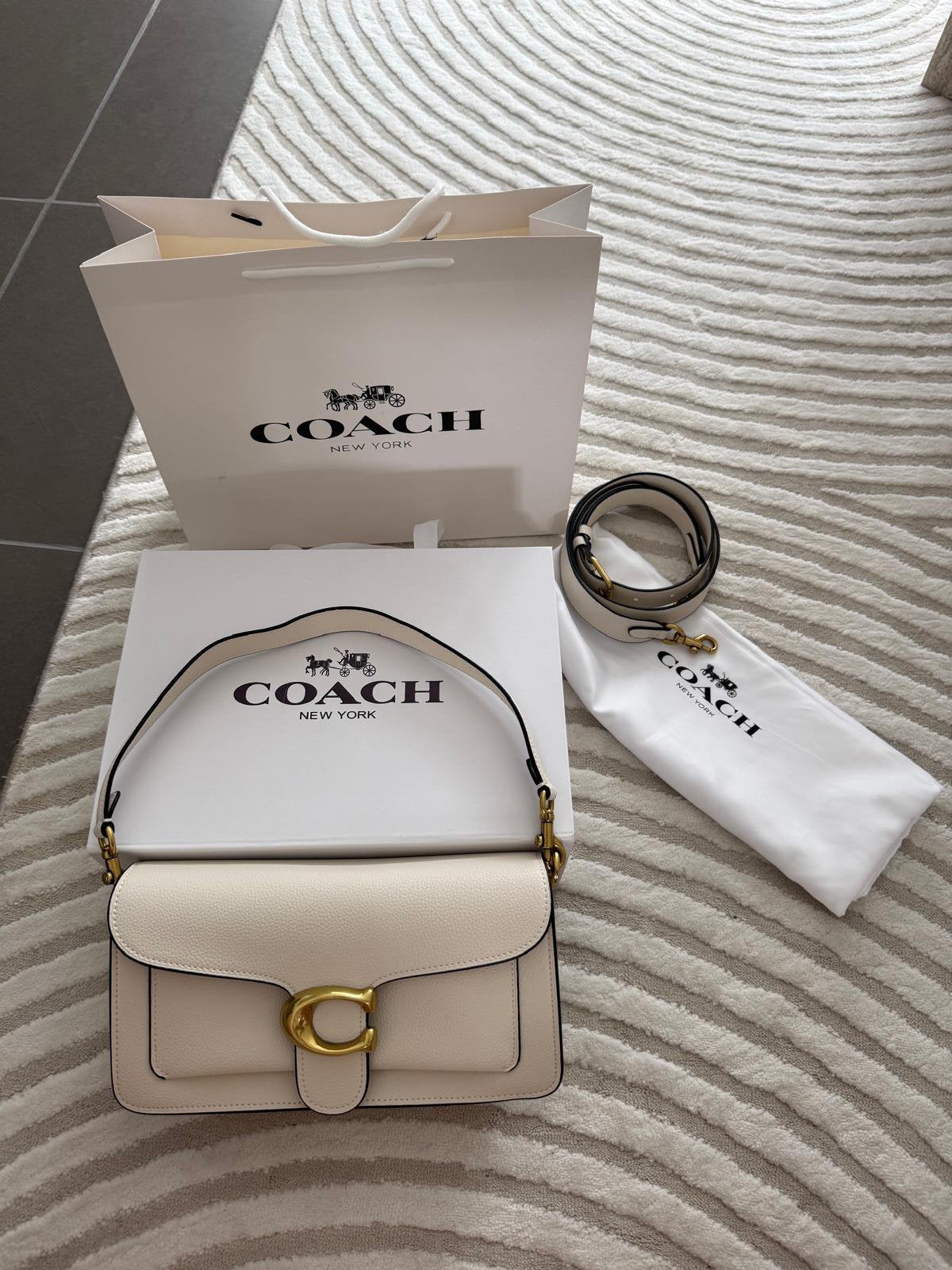 Coach Tabby Schoudertas / Crossbody – Crème, Ophalen of Verzenden, Zo goed als nieuw, Overige kleuren, Overige merken