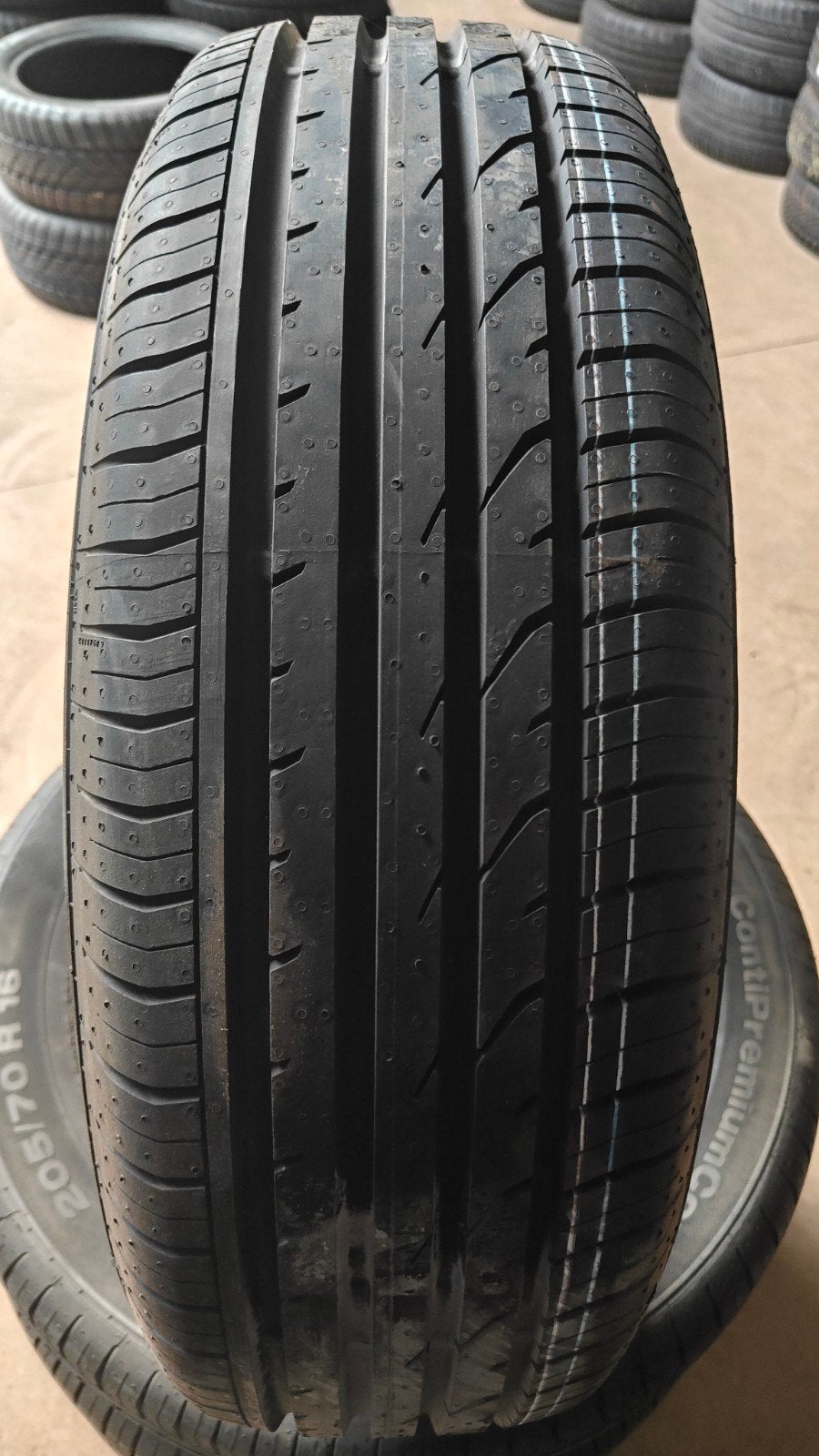 205/70r16 continental 50€ per stuk met montage en balanceren, Ophalen
