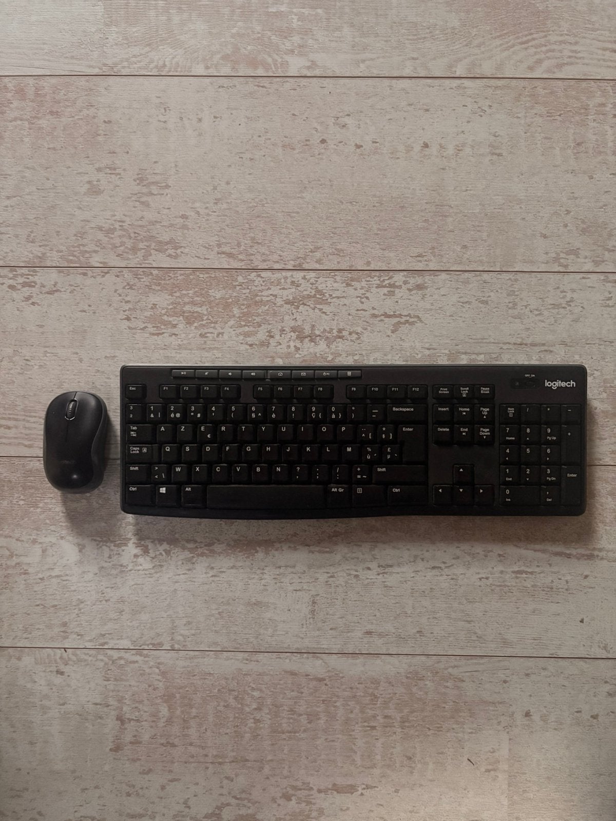 Logitech draadloos toetsenbord + muis – AZERTY – zwart, Computers en Software, Toetsenbord en muis-set, Verzenden, Azerty, Zo goed als nieuw
