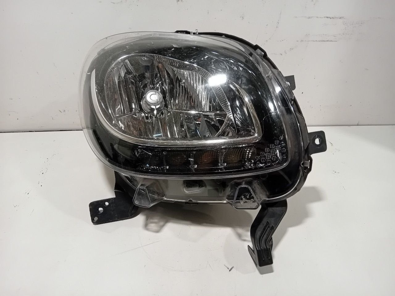 Koplamp rechts Smart Forfour, Onderdelen@venauto.nl, Van der Ven Autorecycling B.V., Gebruikt, Ettenseweg 76, 4706 PB Roosendaal, The Netherlands