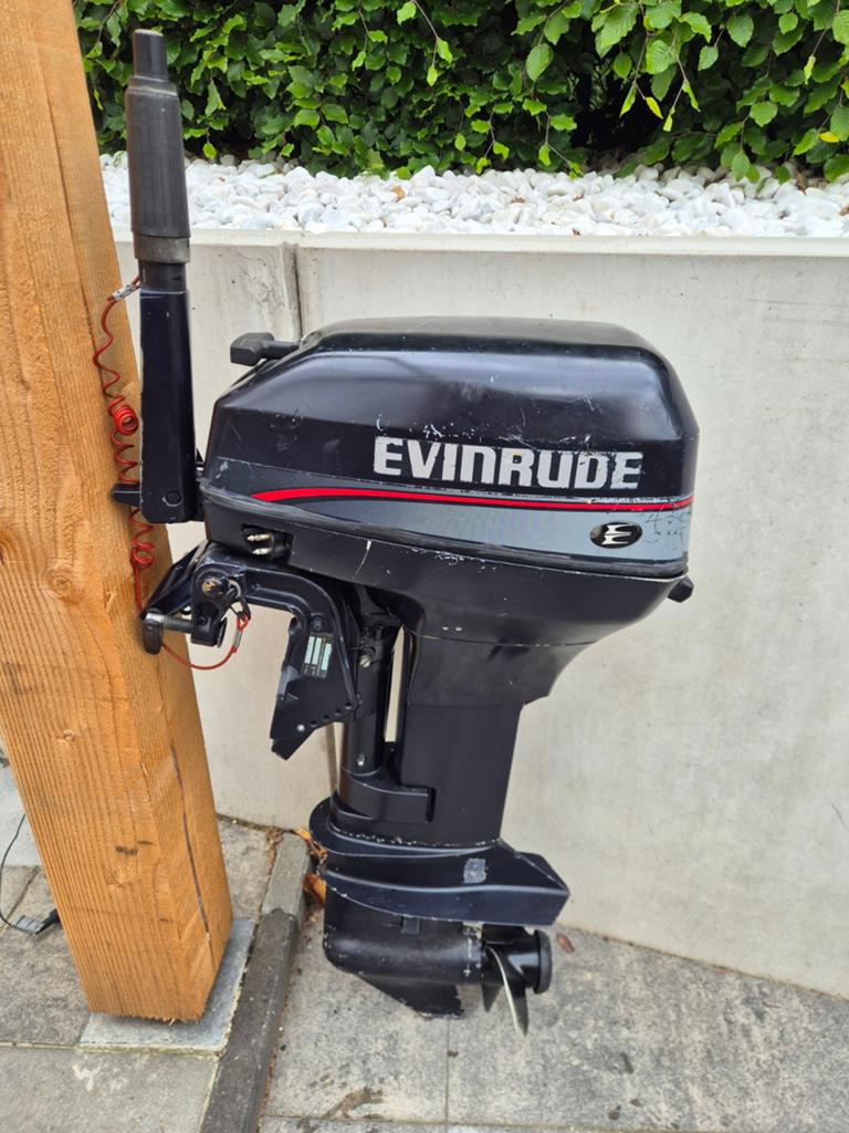 Evinrude 9.9pk 2 takt kortstaart, Ophalen, Buitenboordmotor