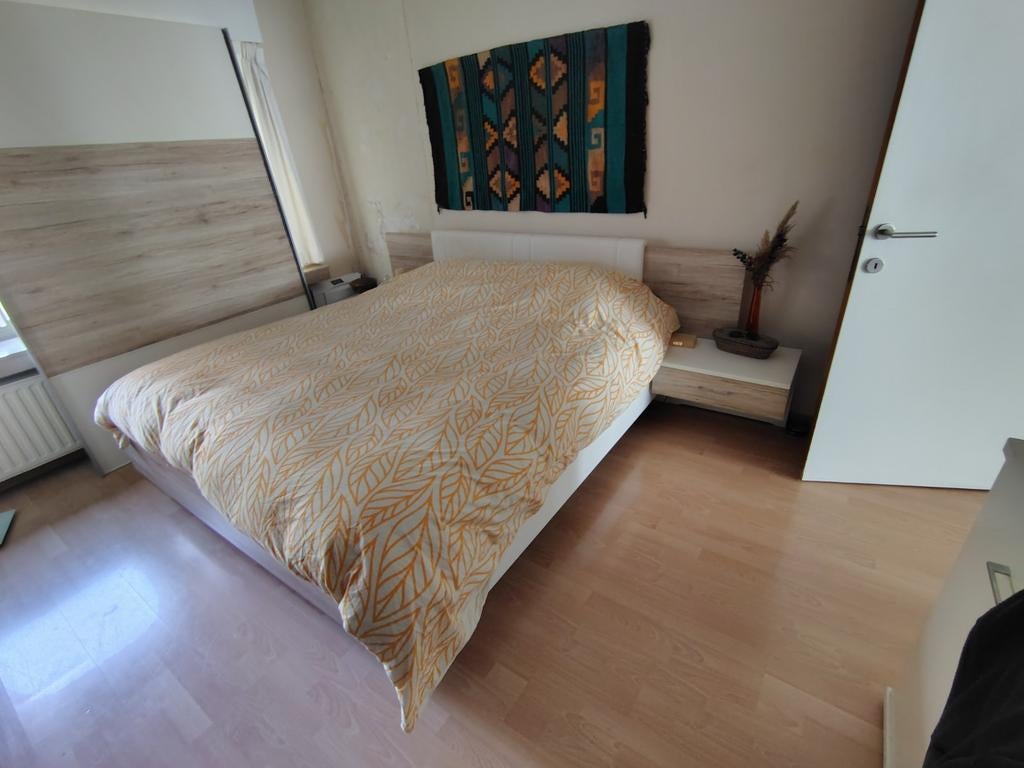 2 persoonsbed met lattenbodems, Ophalen