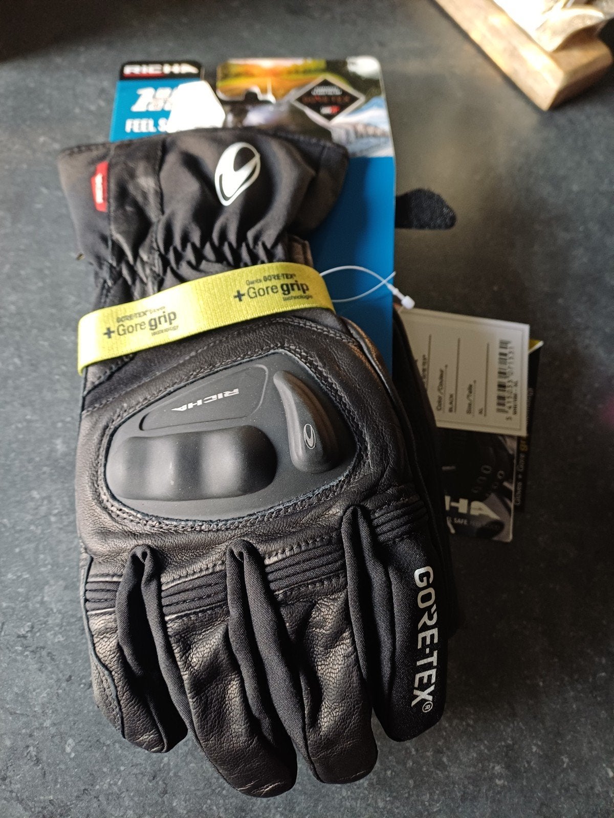 Gants hiver RICHA, Enlèvement, Gants