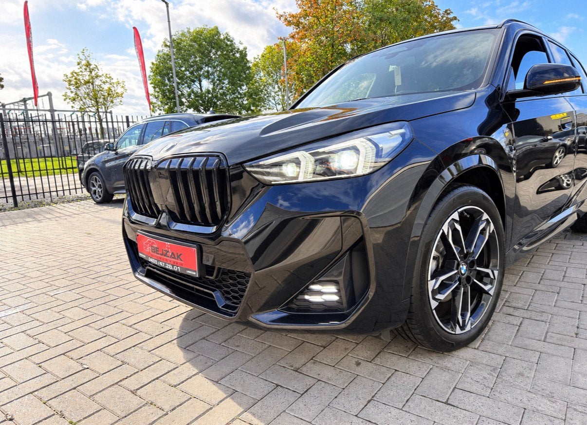 Bmw X1 M-SPORT - 2023 - 2.0d 150PK - 1J GARANTIE, Auto's, X1, Euro 6, Bedrijf, Diesel