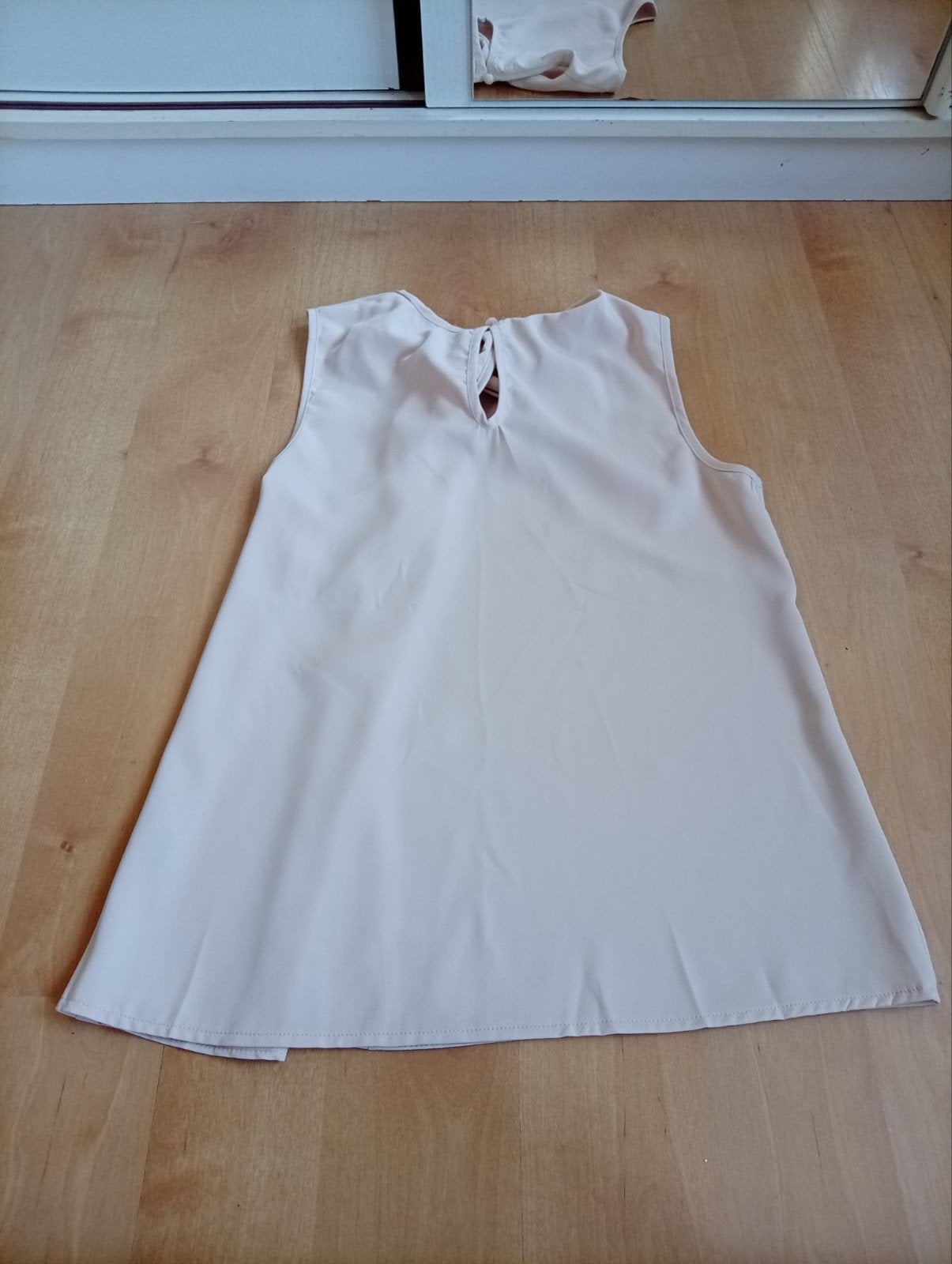 beige top, Vêtements | Femmes, Enlèvement ou Envoi, Neuf, Sans manches, Taille 36 (S)