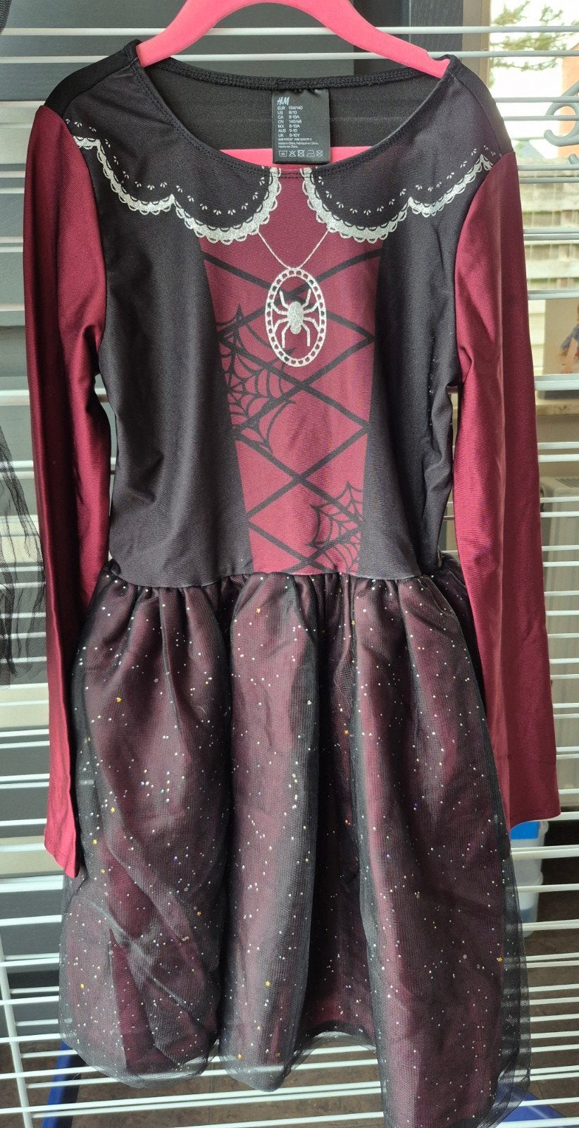 Robe de sorcière avec grand chapeau, Enlèvement, Comme neuf, 134 à 140, Fille
