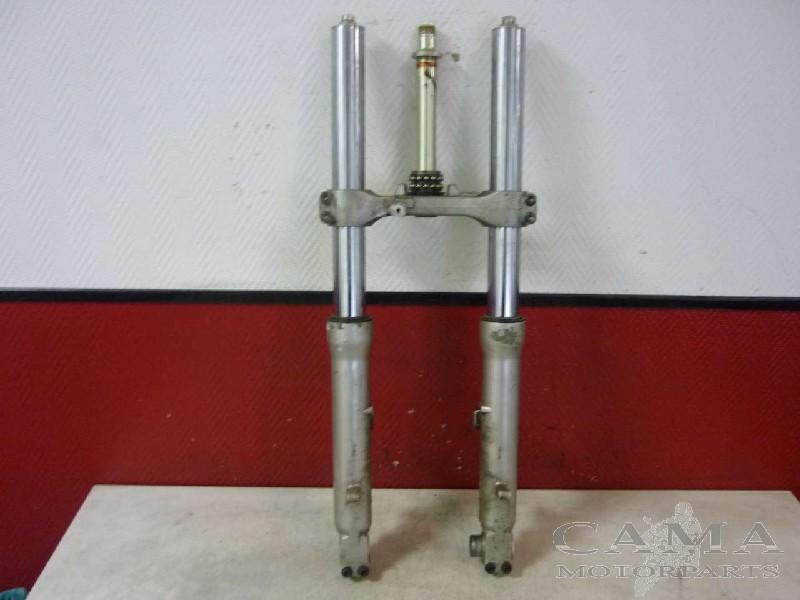 FOURCHE AVANT COMPLET GSX R 600 1997-2000 SRAD (GSXR 600), Dhr. S. di Majo, Utilisé, Info@cama-motorparts.nl, P.J. Troelstraweg 8 8
3144 CX  MAASSLUIS, NL