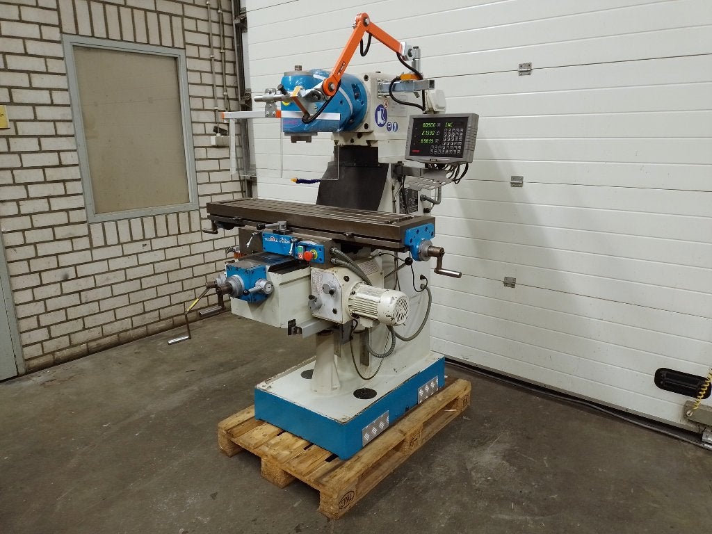Grote Turnier freesmachine, digitale uitlezing, Doe-het-zelf en Bouw, Draaibanken, Gebruikt, Freesbank, Ophalen of Verzenden