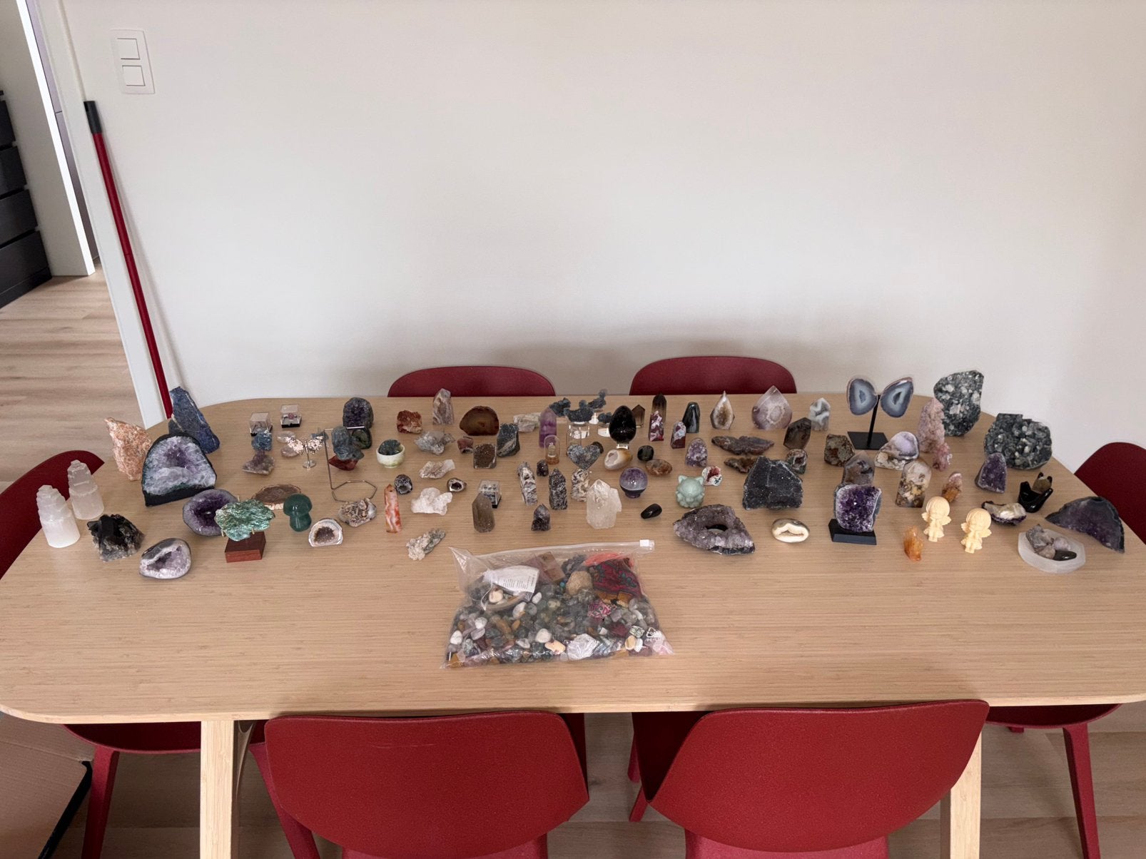 Grote collectie edelstenen 110stuks + zak edelstenen gratis., Ophalen