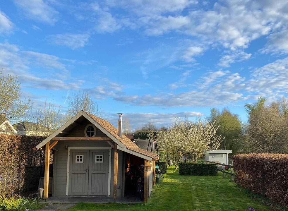 Belle maison de jardin de 12 m² avec Mezzanine + Auvent, 200 à 400 cm, 250 à 300 cm, Comme neuf, Enlèvement