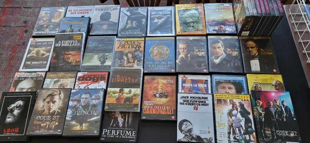 DVD de films : lot de 60 films et 3 séries, CD & DVD, DVD | Autres DVD, Tous les âges, Enlèvement, Utilisé