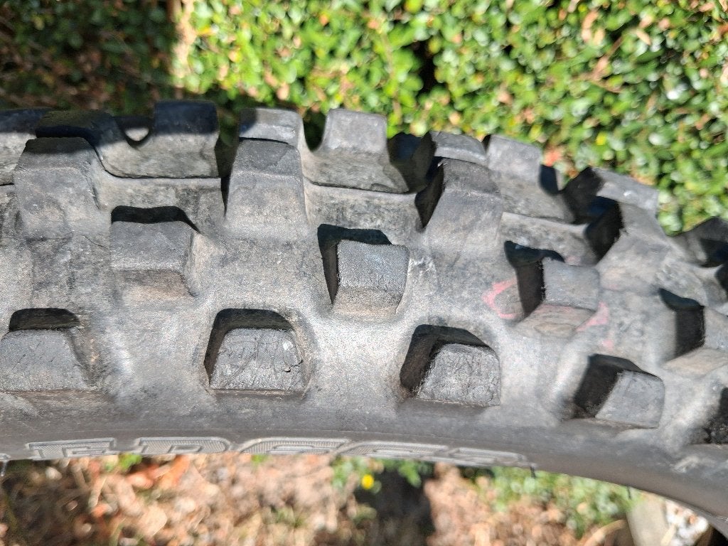 Pneu cross enduro 90/90-21, Enlèvement