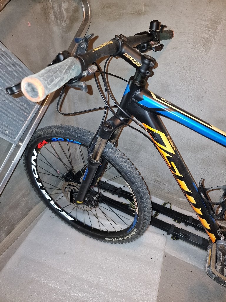 Scott Aspect, Ophalen