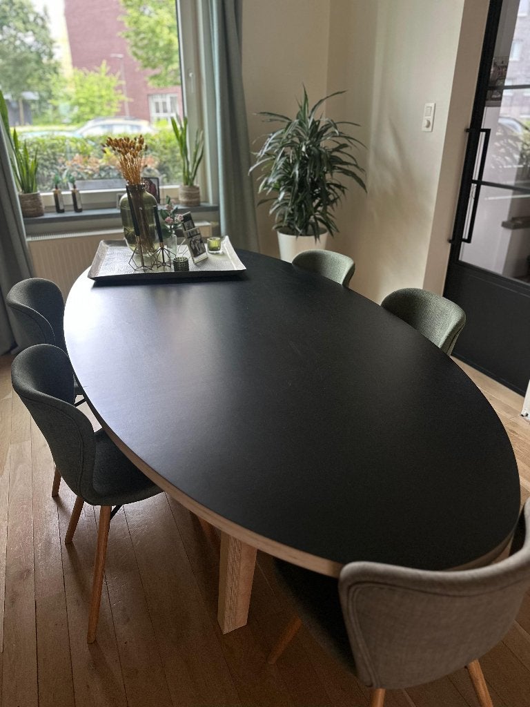 Ovale Eetkamertafel, Huis en Inrichting, Tafels | Eettafels, Ophalen, Overige materialen, Gebruikt, 100 tot 150 cm