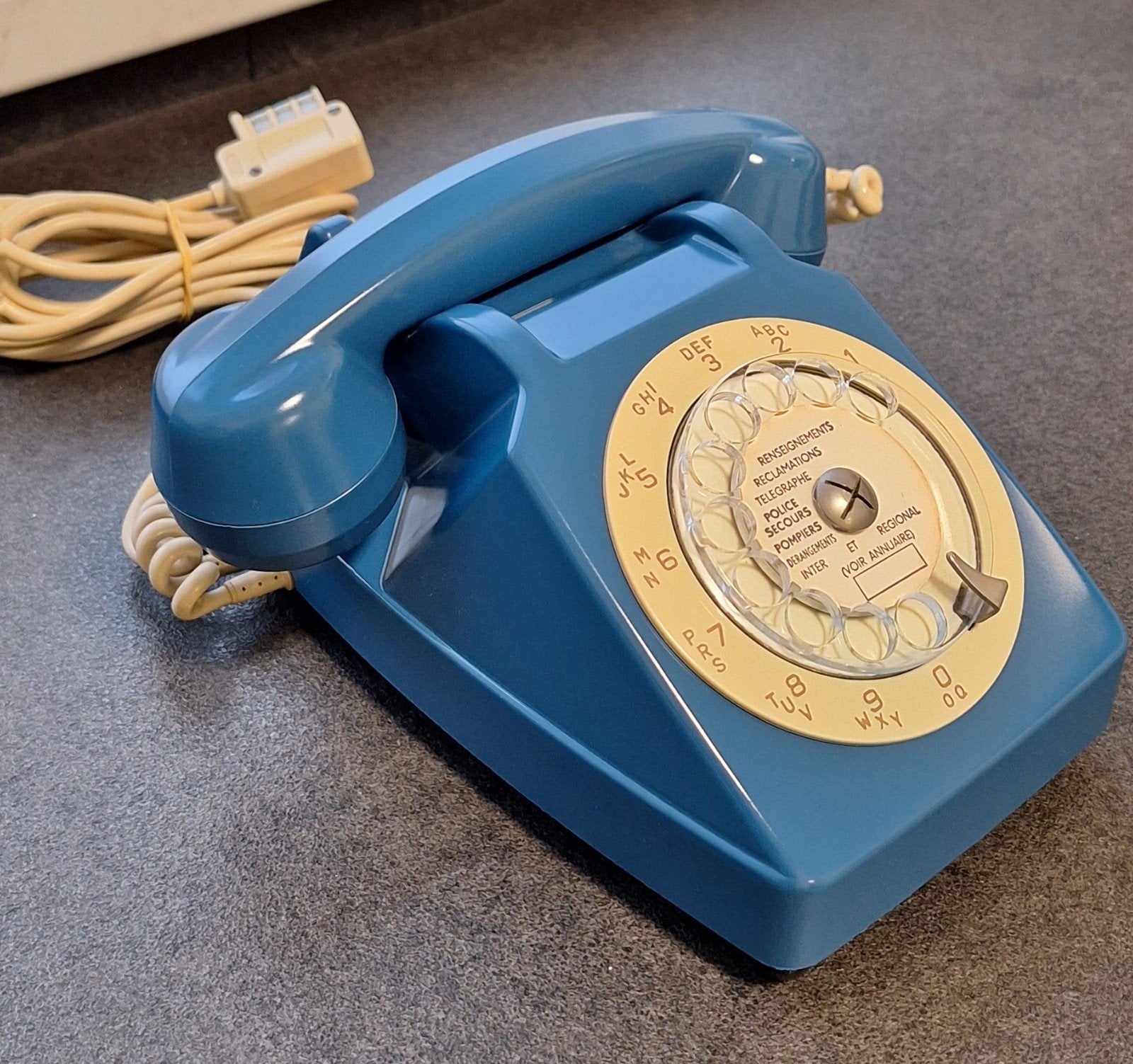 Téléphone vintage, Télécoms, Téléphones fixes | Filaires, Enlèvement ou Envoi