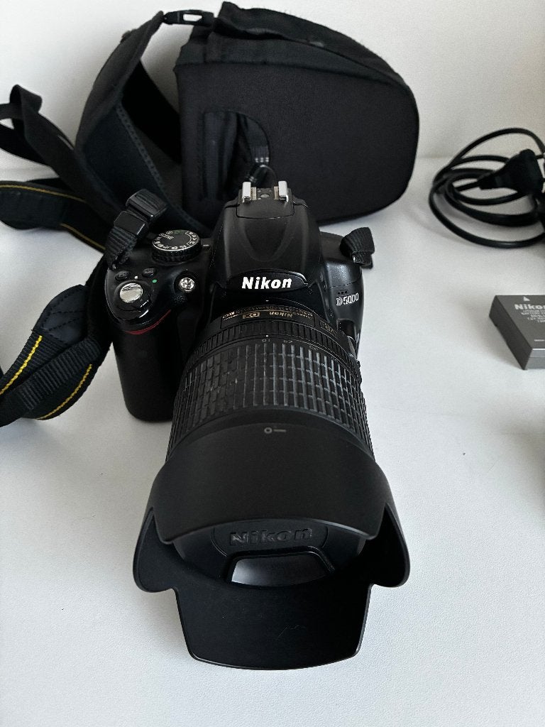 NIKON D5000 + AF-S nikkor 18-105mm 3.5-5.6G ED, TV, Hi-fi & Vidéo, Appareils photo numériques, 4 à 7 fois, Enlèvement, Utilisé
