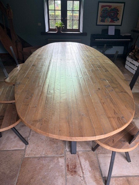 design ovalen tafel & bijhorende stoelen, Huis en Inrichting, Ophalen, Zo goed als nieuw