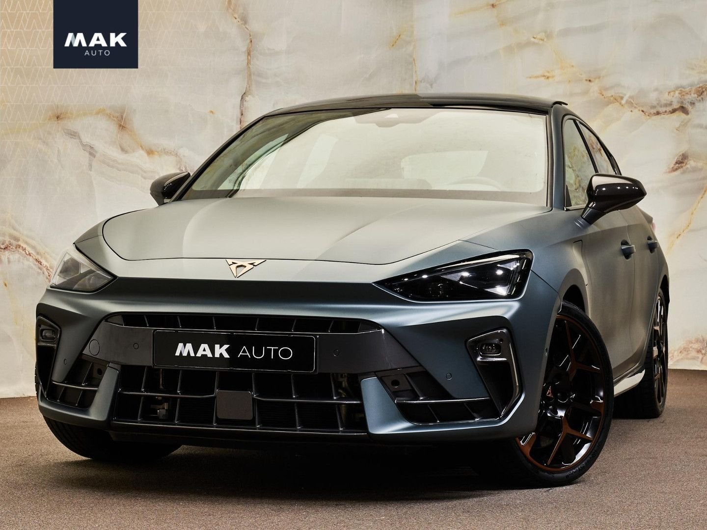 Cupra Leon 1.5 e-Hybrid VZ Extreme , pano, Sennheiser, kuips, Auto's, Cupra, Bedrijf, Born, Hybride Elektrisch/Benzine