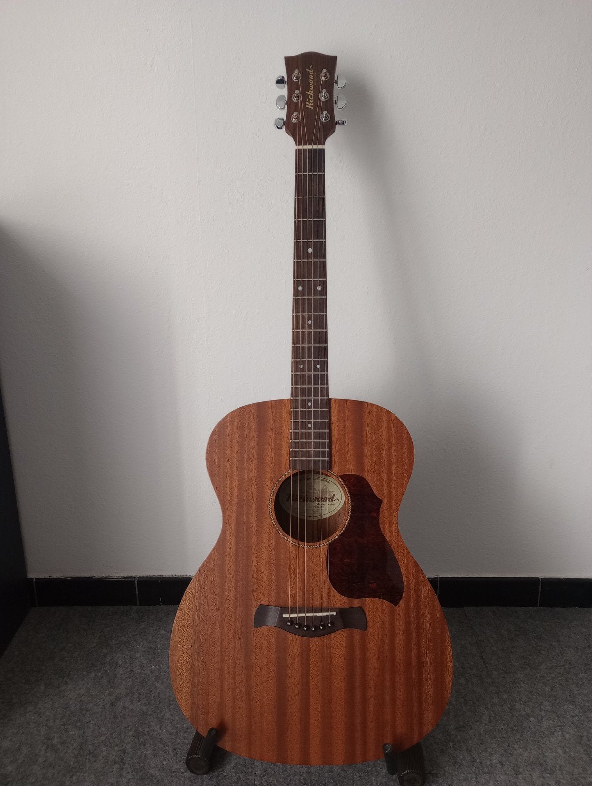 als nieuwe western gitaar, Ophalen of Verzenden, Zo goed als nieuw, Klassieke of Spaanse gitaar, Met koffer