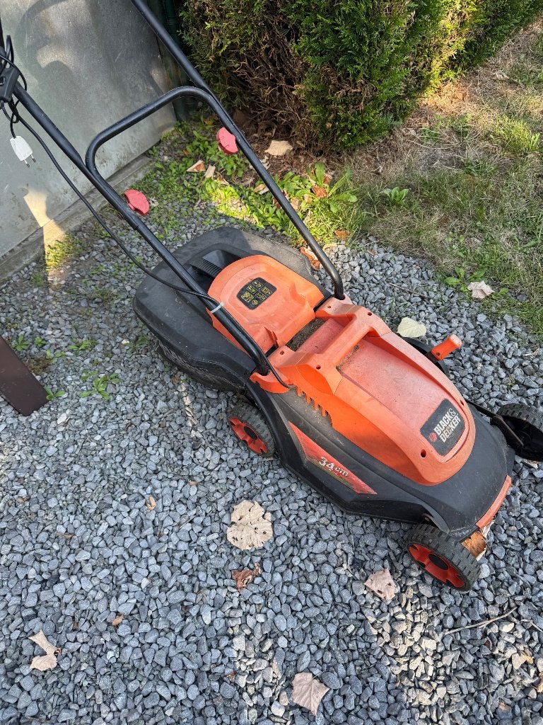 Elektrisch grasmaaier black&decker, Ophalen, Gebruikt, Elektrische grasmaaier, Black&Dekker