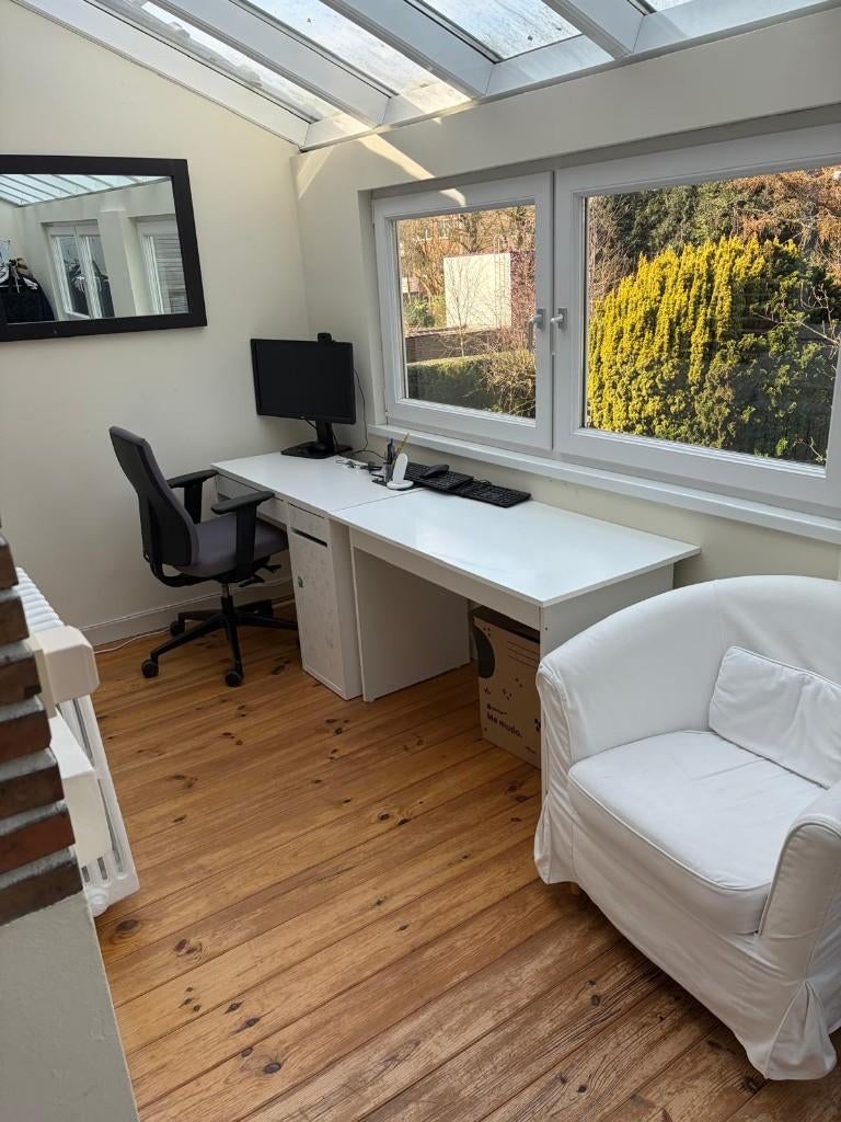 IKEA micke white desk, Maison & Meubles, Bureaux, Utilisé, Enlèvement ou Envoi