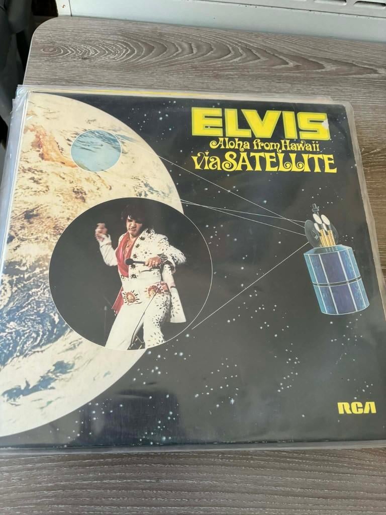 Elvis dubbel lp, Aloha from Hawaii Duitse persing,, Ophalen of Verzenden, Rock-'n-Roll, 12 inch, Gebruikt