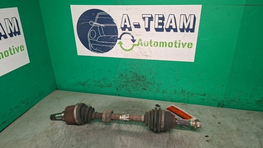 AANDRIJFAS LINKS VOOR Ford Fiesta 6 (JA8) (01-2008/01-2018), Auto-onderdelen, Gebruikt, Henry-Ford-Straße  1
50735  Köln, DE, Ford-Werke GmbH