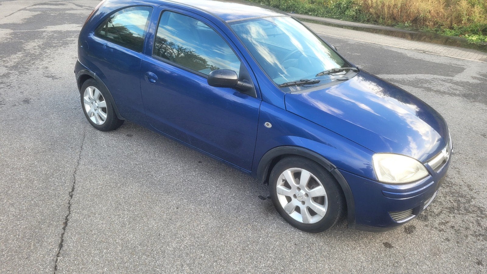 OPEL CORSA 05+1.0ES+154MKM+CT VIÈRGE+FEUILLE ROSE À 1499EU, 41 kW, Achat, Entreprise, 5 places