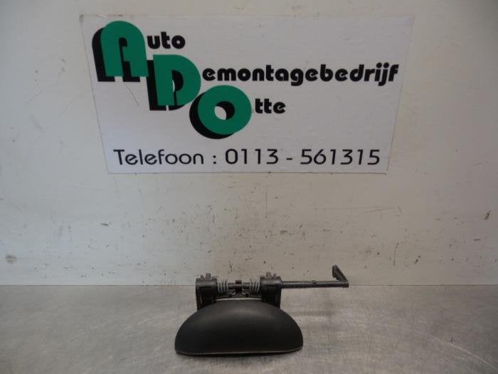 Poignée portière 4portes avant gauche d'un Peugeot 206, -, 3 mois de garantie, Utilisé, -