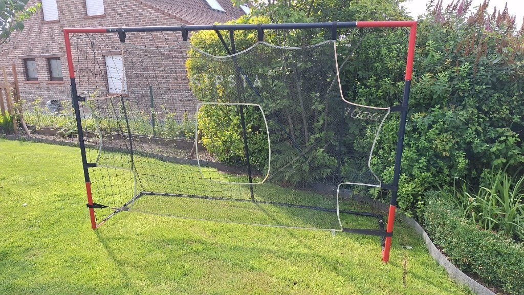 Kipsta voetbal doel / goal 2m op 3m met ook kipsta puntennet, Sport en Fitness, Voetbal, Ophalen, Gebruikt, Overige typen