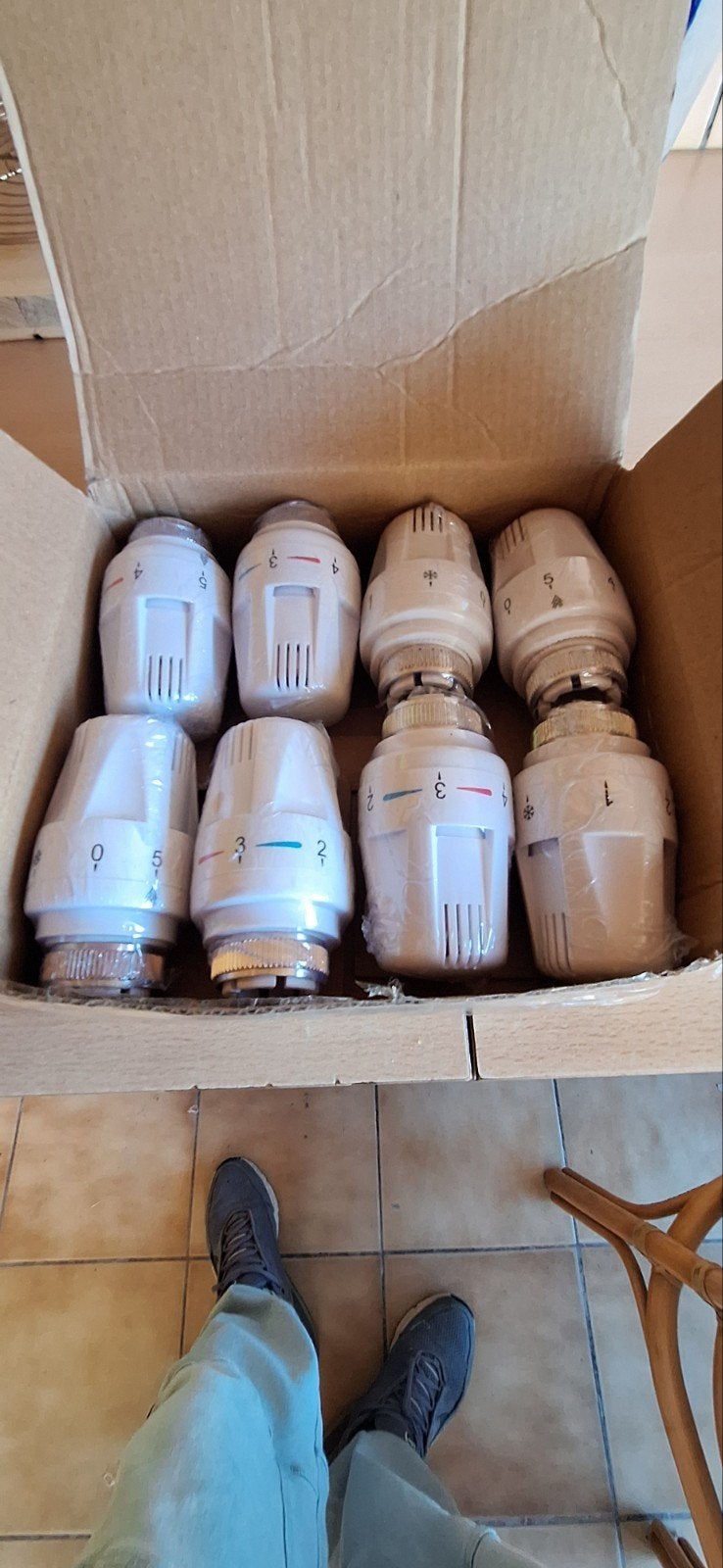 lot vanne thermostatique a vendre, Enlèvement ou Envoi, Neuf, Radiateur
