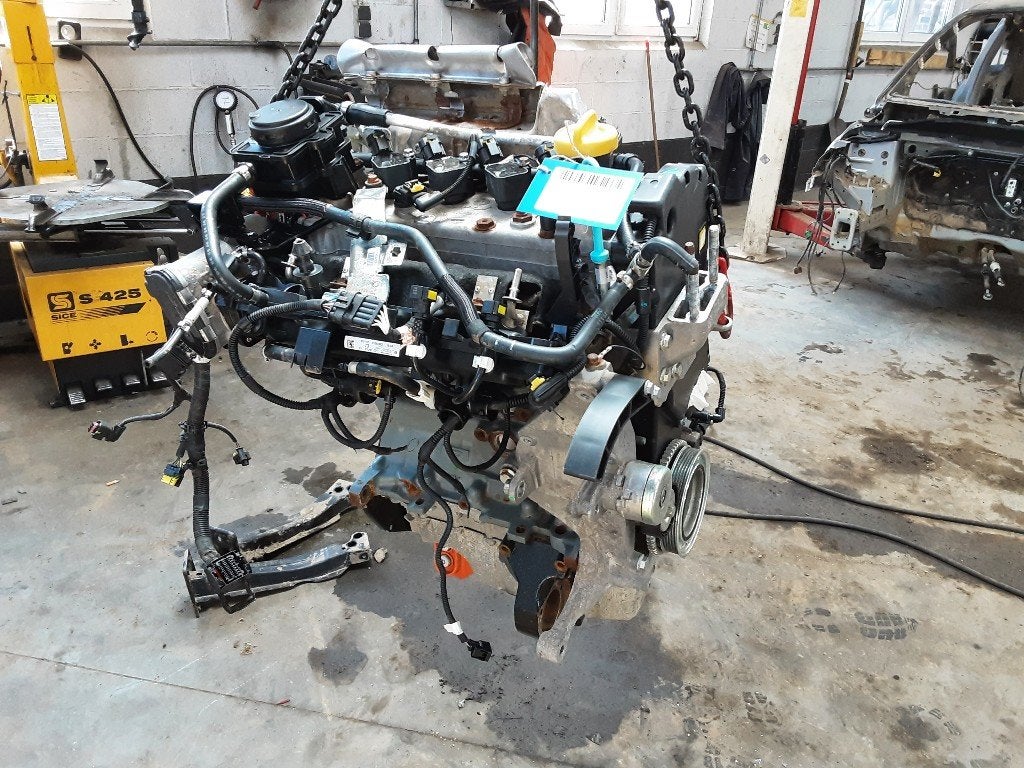 MOTEUR Abarth 500 / 595 / 695 (01-2008/-) (312B4000), Taurusavenue 1
2132 LS  Hoofddorp, NL, Webaccessibility@stellantis.com, Stellantis N.V.