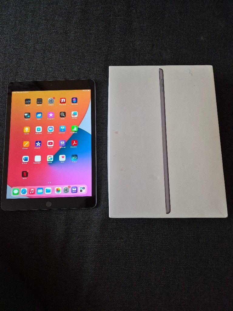 Apple iPad 8ᵉ génération – 32 Go – État impeccable, Apple iPad, 10 pouces, Comme neuf, Enlèvement