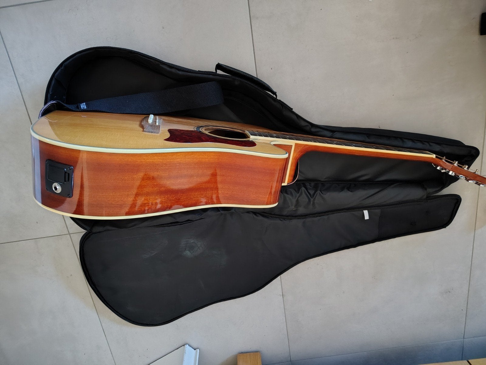 Gitaar Fazley, Muziek en Instrumenten, Ophalen, Zo goed als nieuw