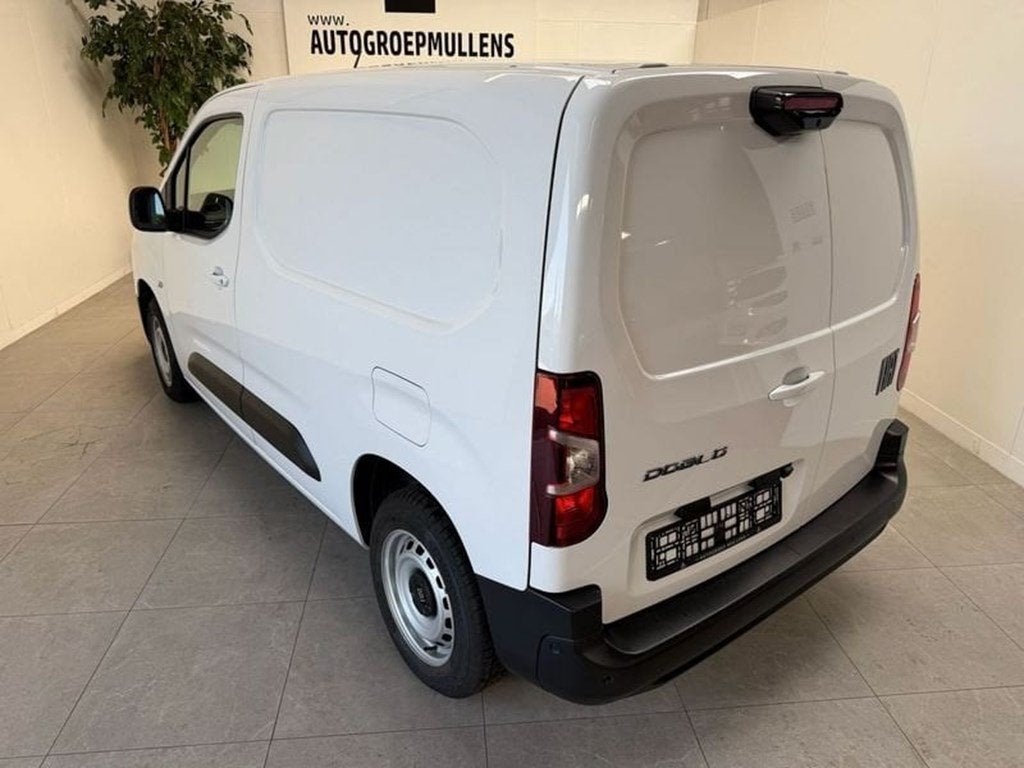 Fiat Doblo BlueHDi S&S L1, Monovolume, 140 g/km, https://public.car-pass.be/vhr/55e4ea0f-b598-464b-8bdf-d6643738d507, Wit