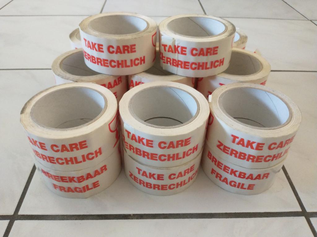 Tape rollen | Plakband “BREEKBAAR – FRAGILE”, Zakelijke goederen, Stock en Retail | Verpakking en Verzending, Ophalen
