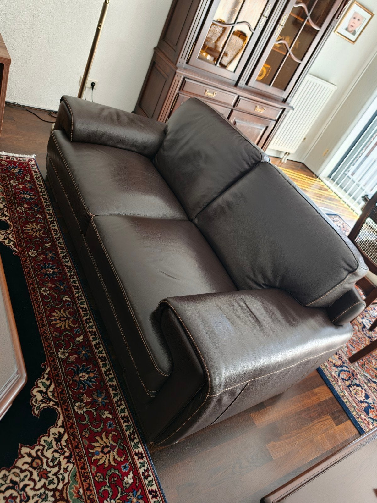 Natuzzi leren 2 zitbank in donkerbruin, Huis en Inrichting, Ophalen, Leer