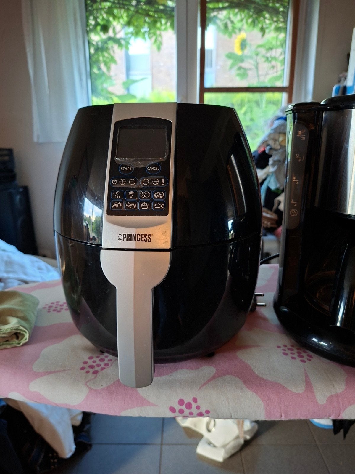 3 huishoudtoestellen         1 maal gebruikt, Enlèvement ou Envoi, Neuf, Friteuse à air, 750 à 999 grammes