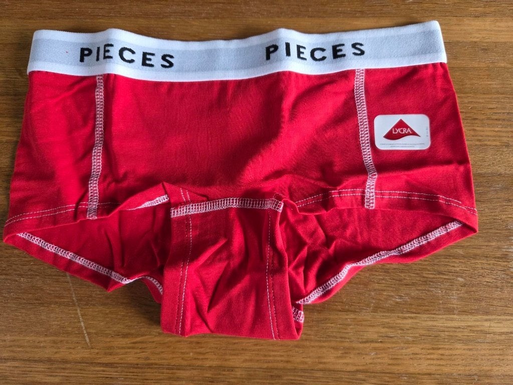 Pieces boxer dames - maat XS - Nog nieuw!, Pieces, Ophalen, Rood, Slip
