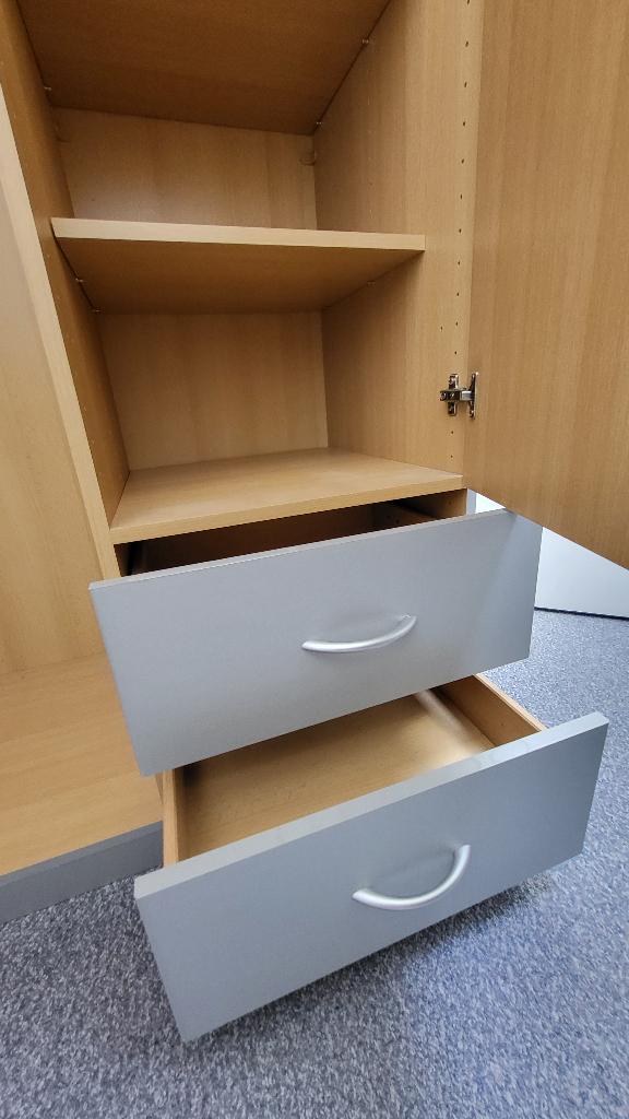 Kleerkast, Huis en Inrichting, Kasten | Kleerkasten, 50 tot 100 cm, Zo goed als nieuw, Modern, 25 tot 50 cm