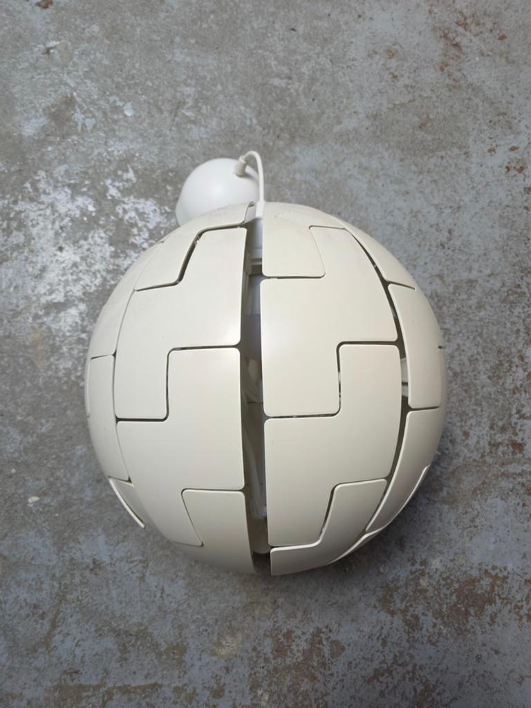 Ikea lamp, Ophalen