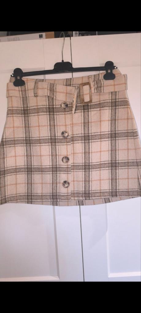 Nieuw rokje cherry Paris maat 2 of 36, Kleding | Dames, Rokken, Ophalen of Verzenden