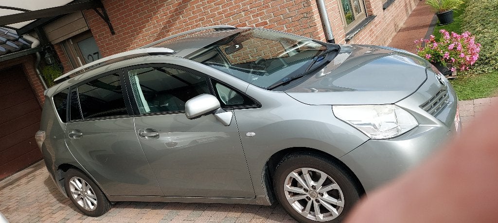 Toyota Verso 201000km à partir de 05/2012 très bon état, 93 kW, Boîte manuelle, Entretenue par le concessionnaire, 5 portes