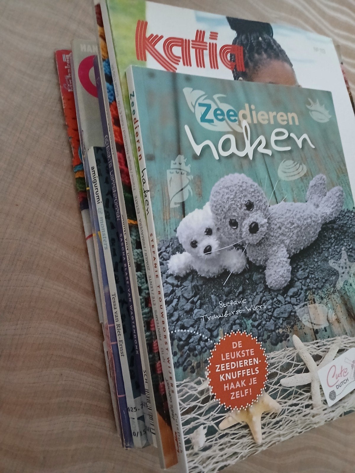 12 haak.knutsel boeken, Livres, Mode, Enlèvement