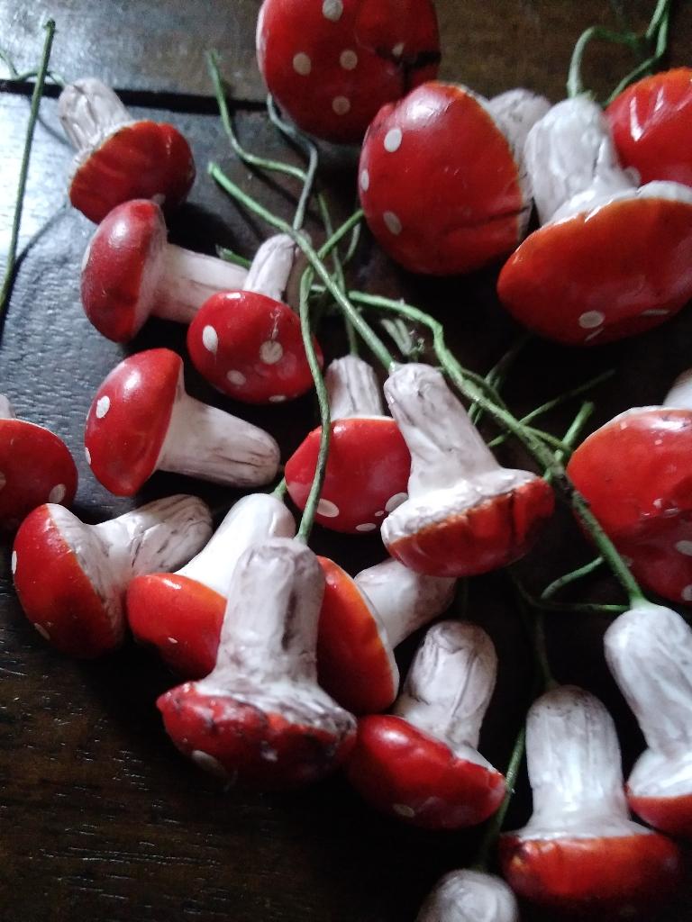 Set de champignons. 32 pièces, Envoi