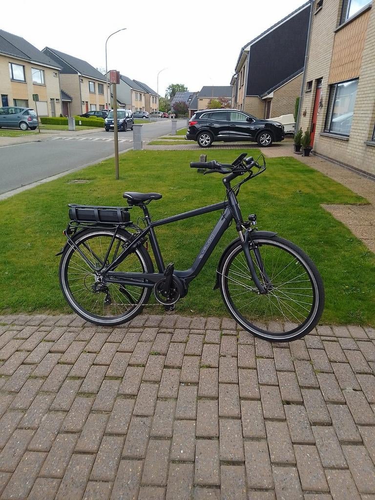Een mane eltrieke fiets  nog niew  rjjt super, Enlèvement