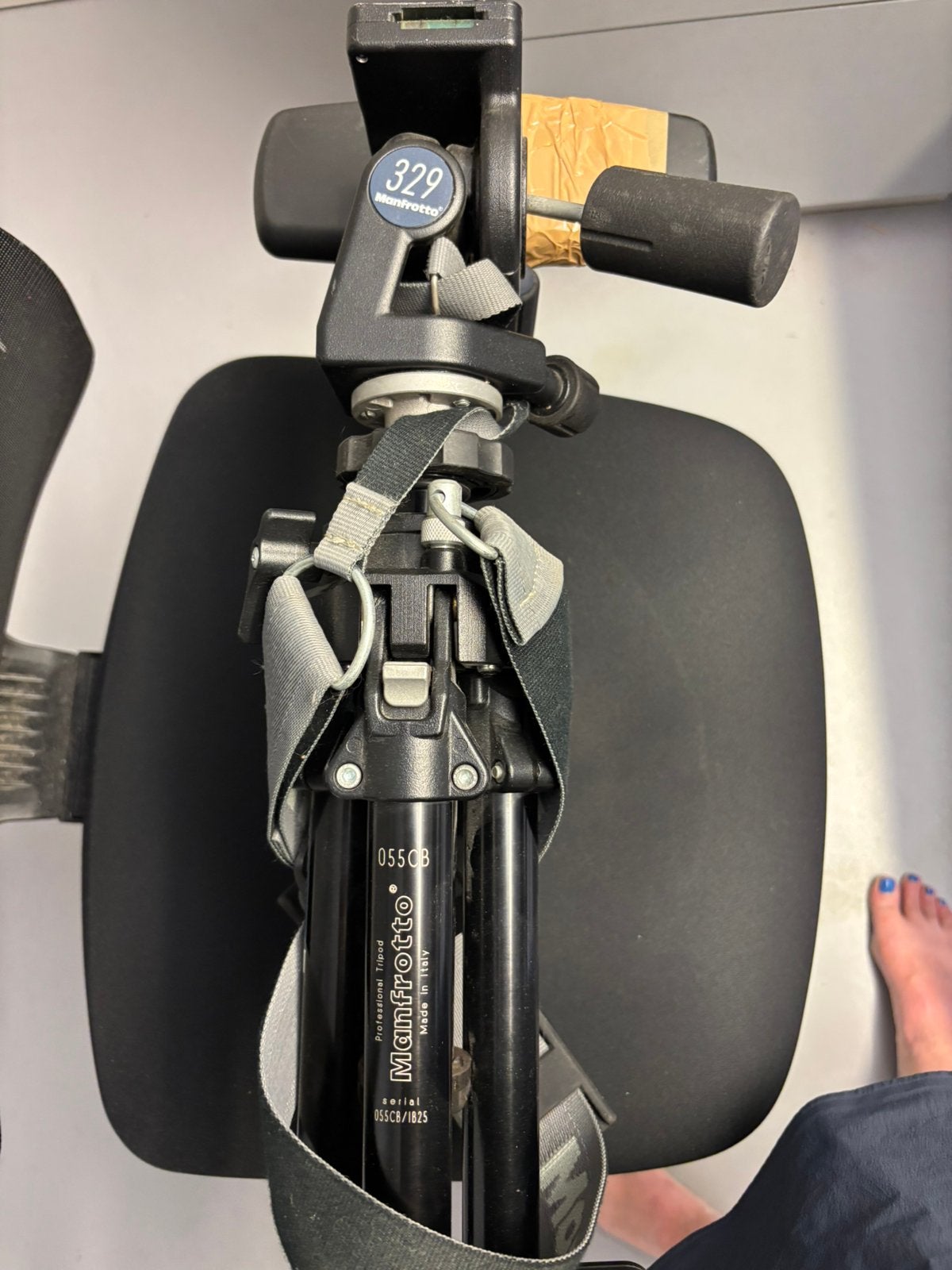 Manfrotto 055CB Professioneel Statief met 329 3-wegkop, Ophalen, Gebruikt, Driepoot, Manfrotto