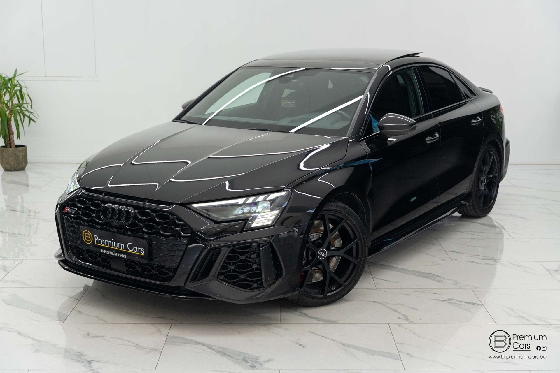Audi RS3 Quattro Facelift! B&O, open dak! Sfeer! Garantie!, Achat, 2480 cm³, Noir, 5 cylindres