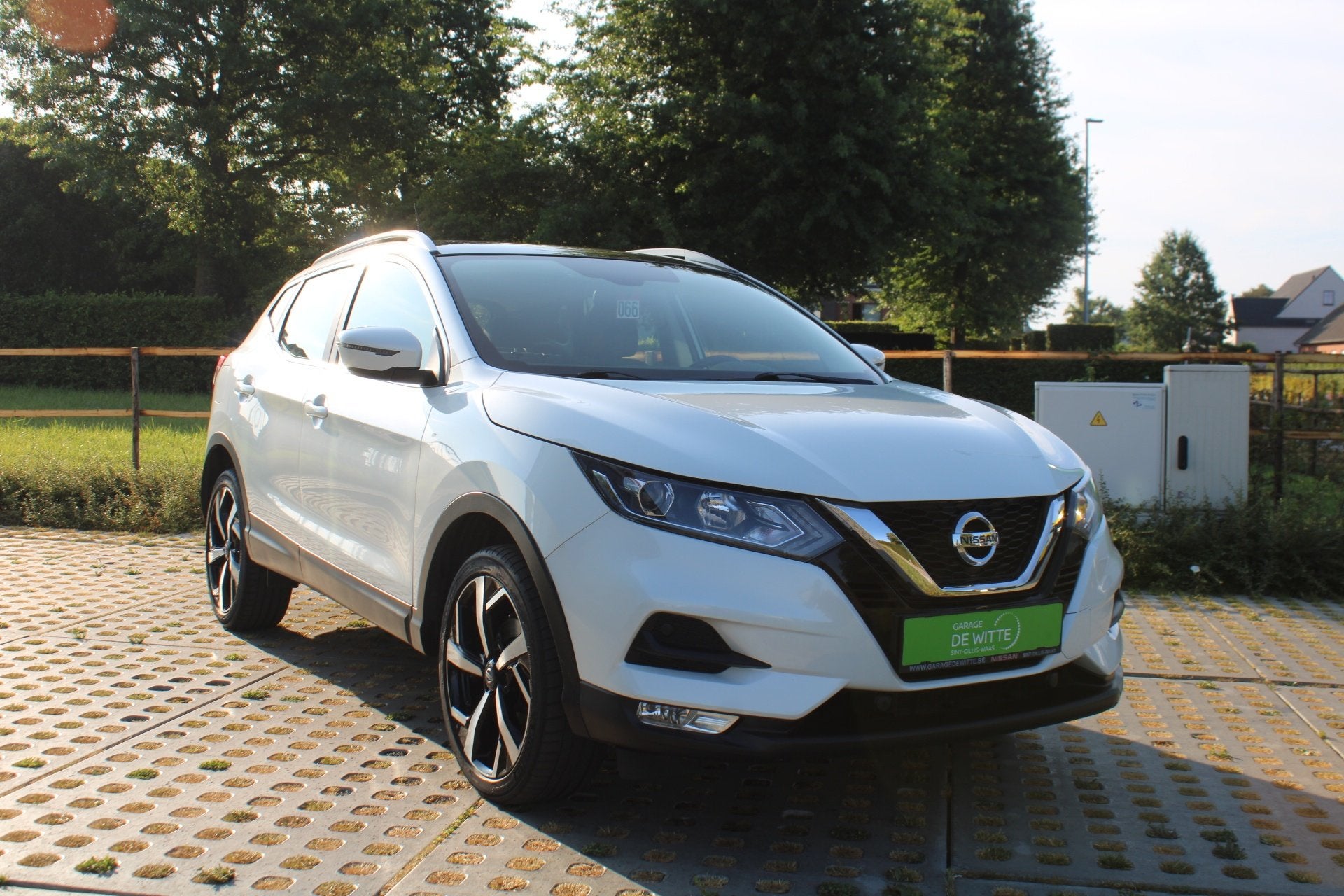Nissan QASHQAI Tekna Edition 140pk, Autos, Nissan, 1332 cm³, Capteur de stationnement, Entreprise, Boîte manuelle