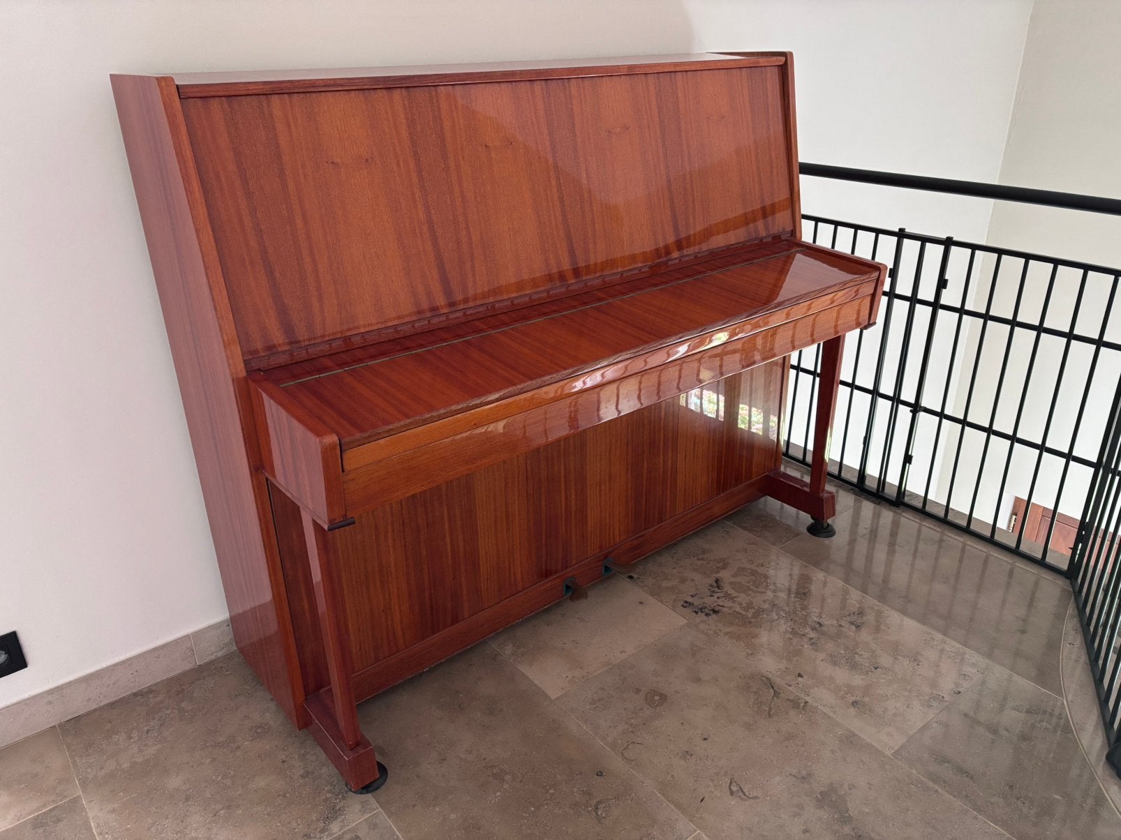 Piano, Brillant, Brun, Enlèvement, Utilisé
